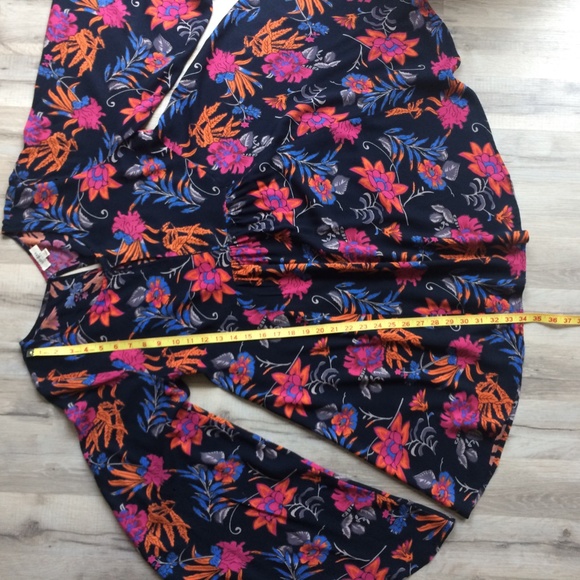 Umgee USA Women’s Small Floral Mini Dress with Wide Flowy Sleeves and Skirt - Picture 6 of 8